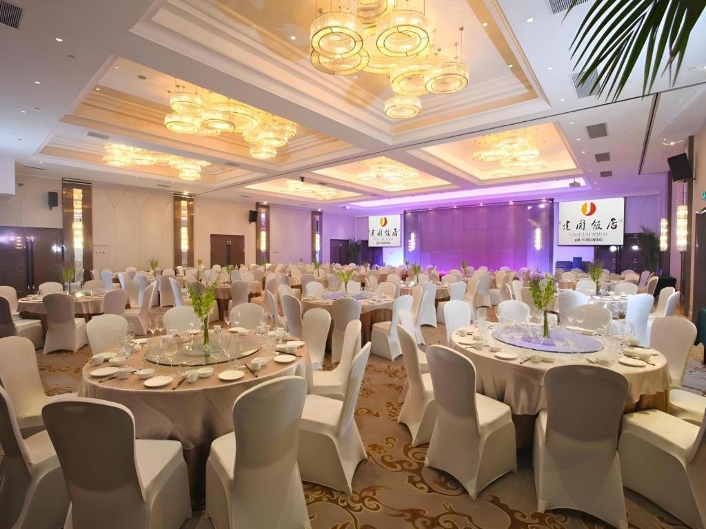 Yuncheng Jianguo Hotel Екстер'єр фото